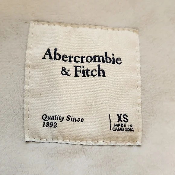 Abercrombie & Fitch Cropped Shacket Sherpa Plaid Teddy XS - Picture 7 of 17